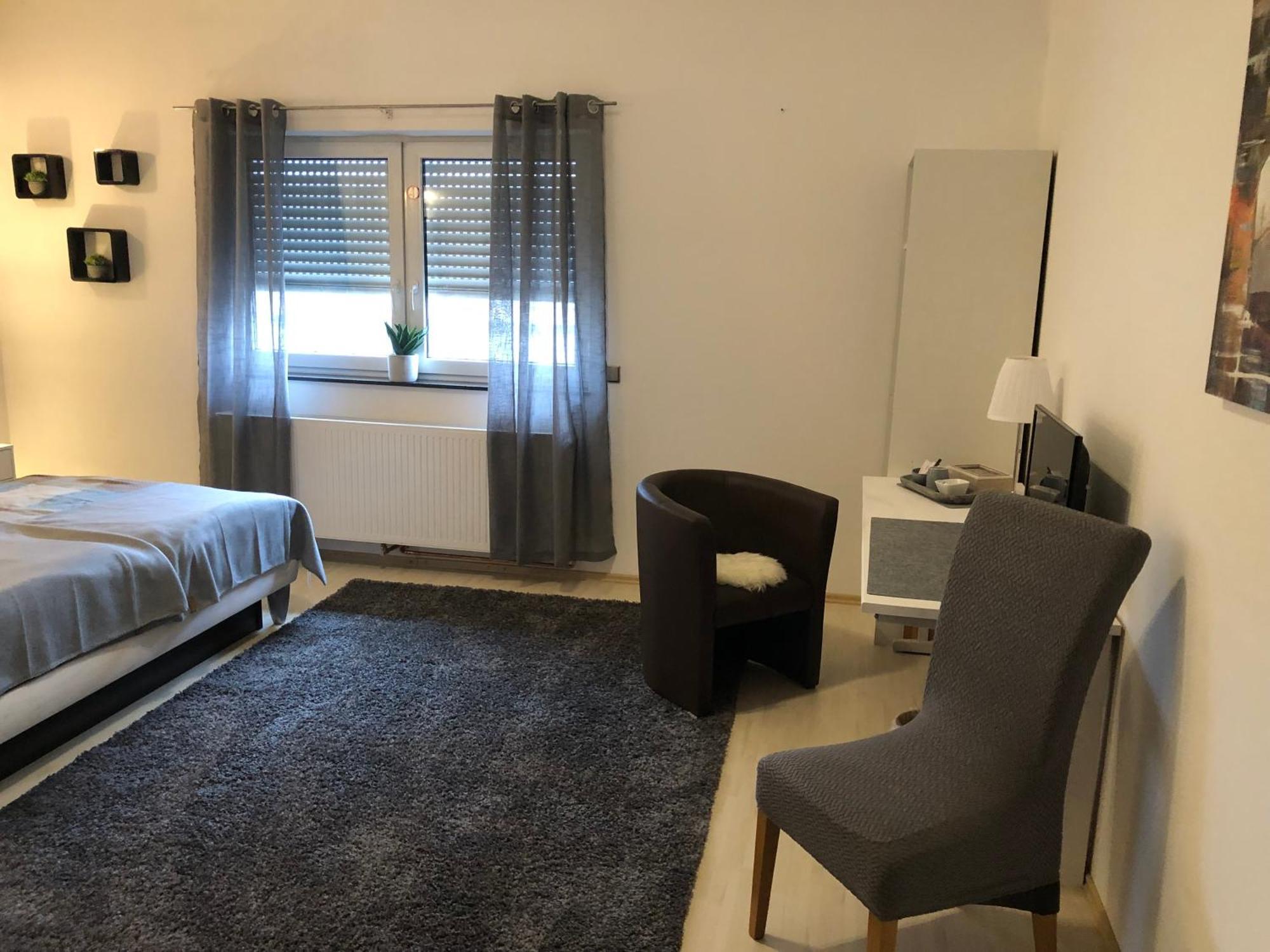 Münzenberg Pension Am Roemerhof מראה חיצוני תמונה
